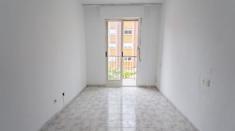 Foto 2 de Piso en venta en Flores de Sil - La Placa, Ponferrada