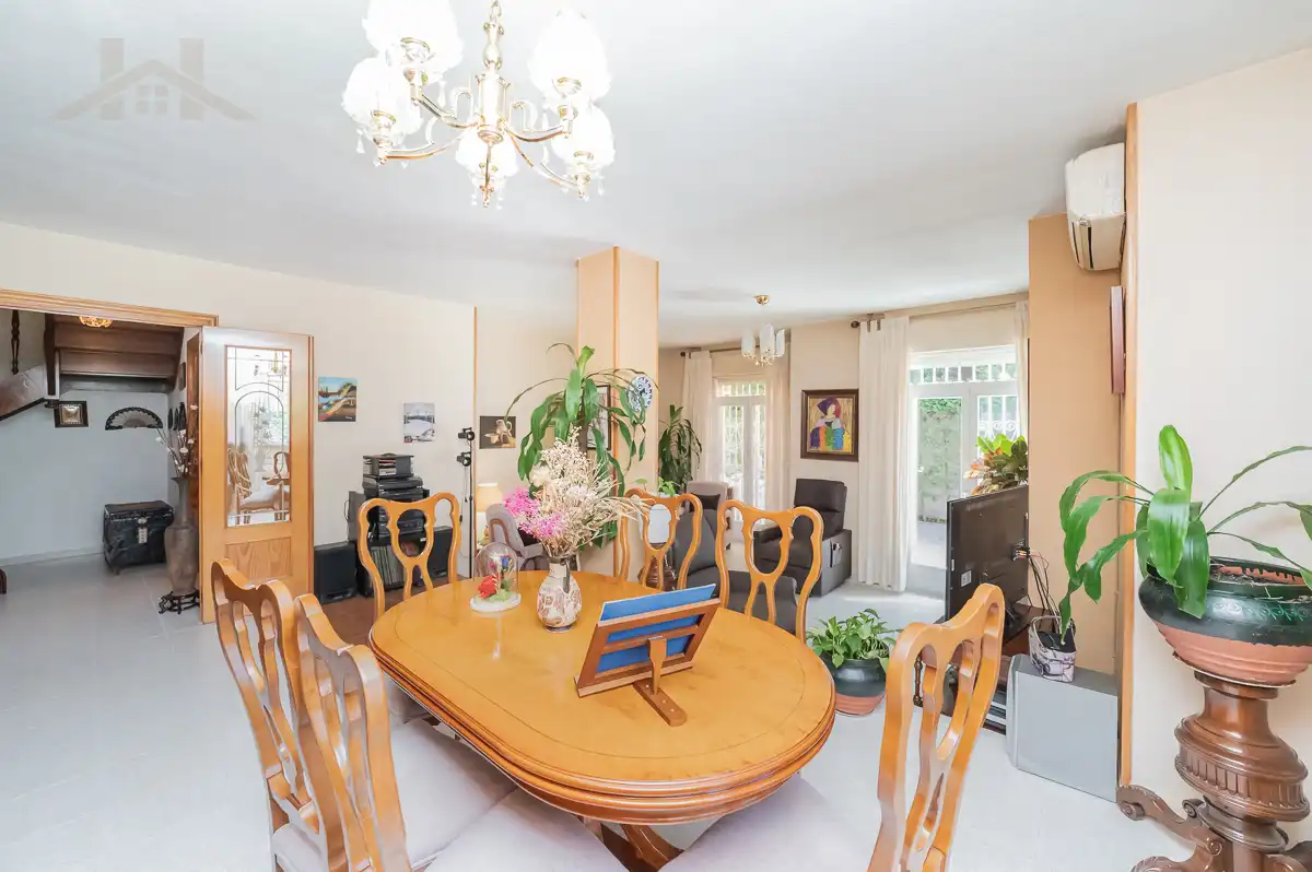 Dining room of Houses for sale in Arroyomolinos (Madrid)  with Air Conditioner, Heating and Private garden