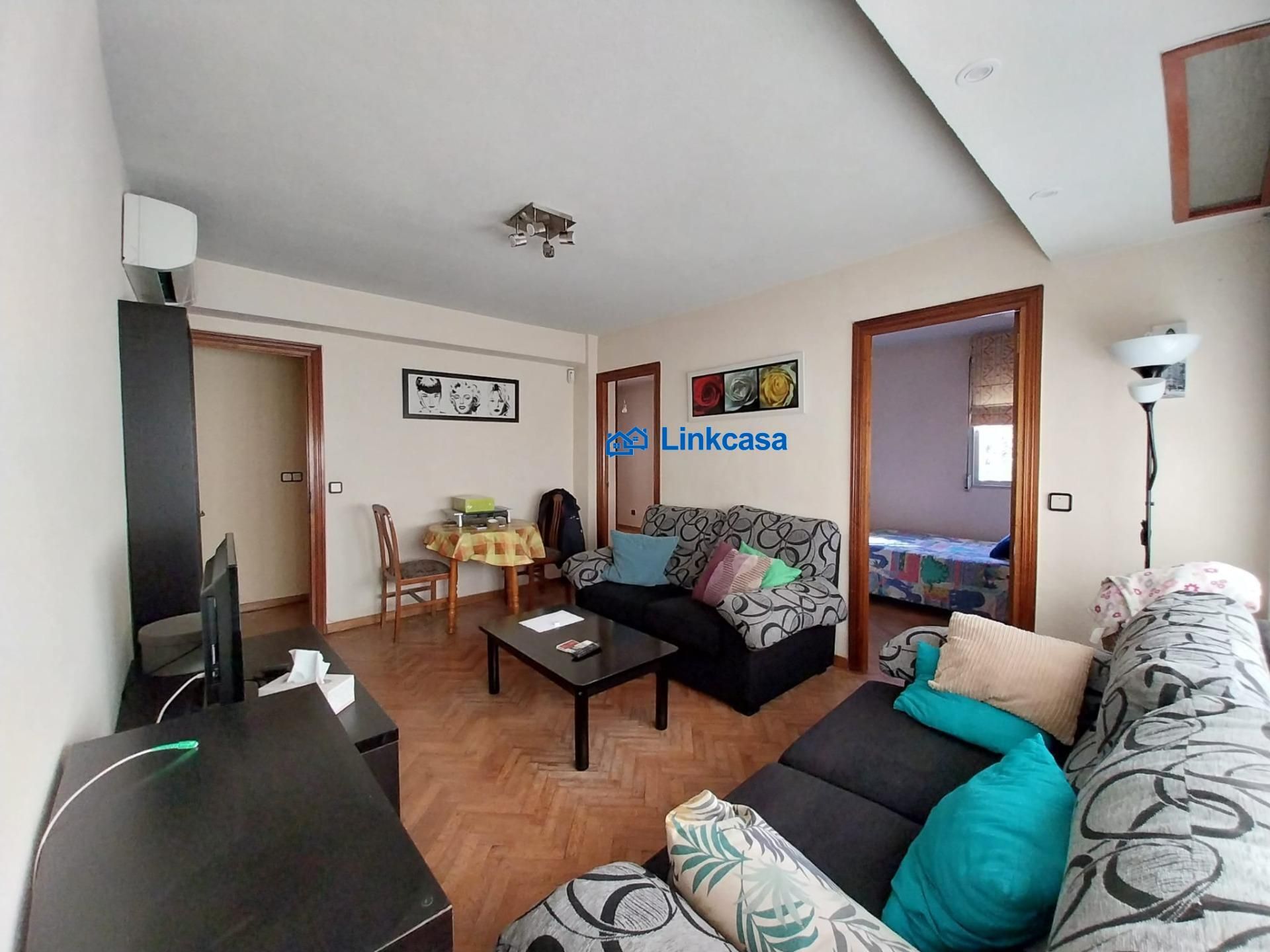 Sala d'estar de Pis en venda en  Madrid Capital amb Jardí privat, Parquet i Moblat