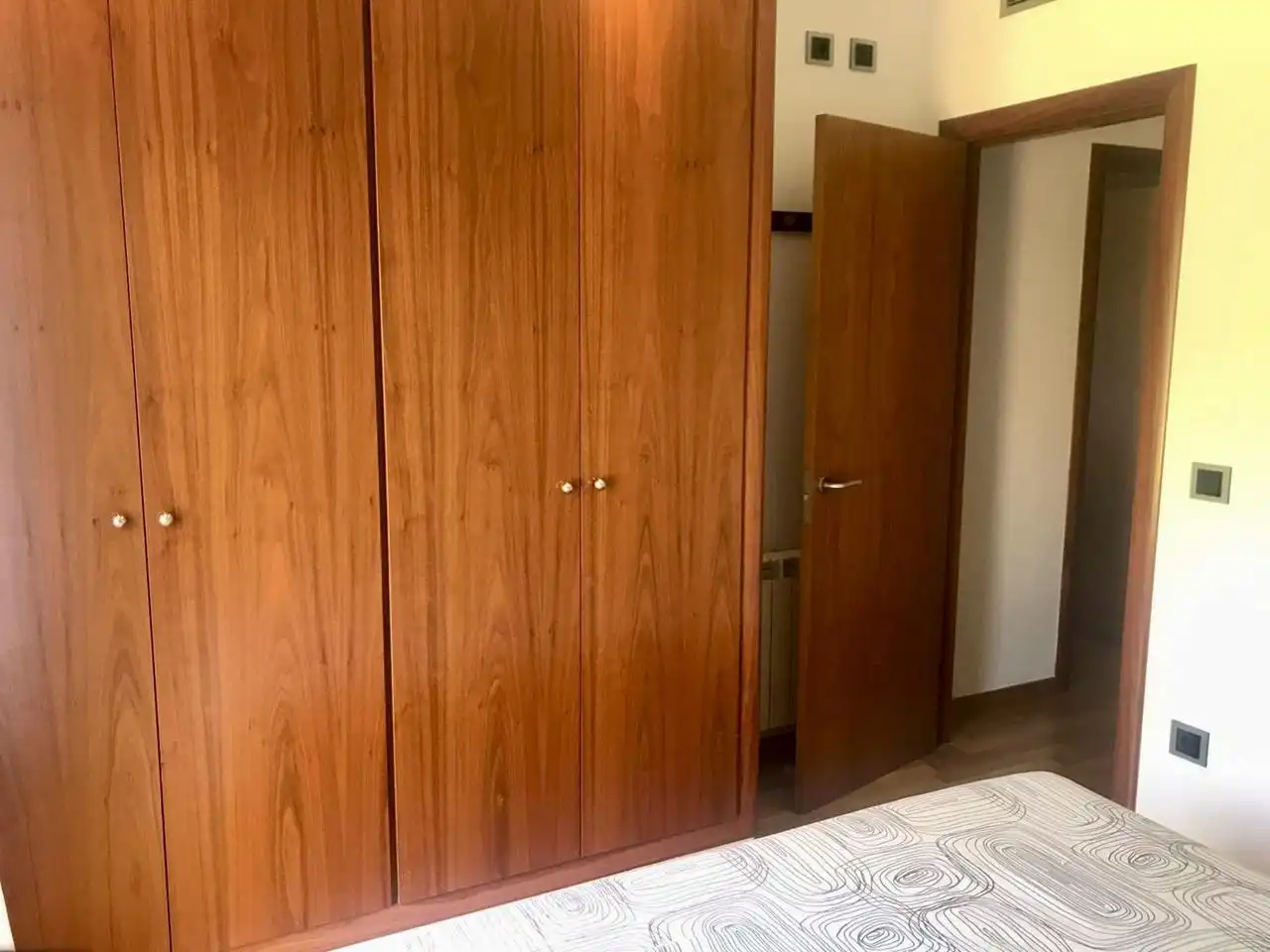 Habitación de Planta baja en venta en Castell d'Aro, Platja d'Aro i s'Agaró con Aire acondicionado, Terraza y Amueblado