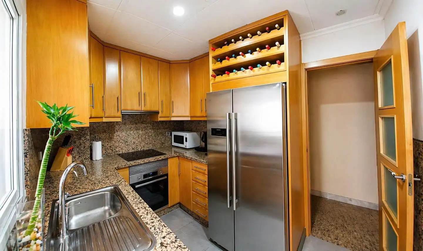 Cocina de Piso en venta en Elche / Elx con Aire acondicionado y Trastero