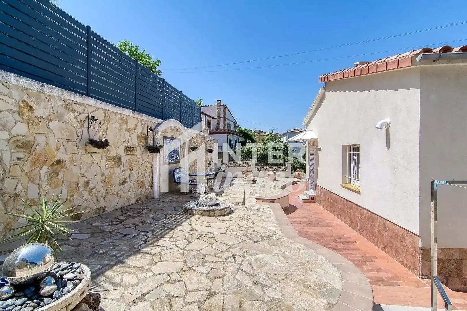 Houses for sale in CALLE DEL RIU BESOS 1, Almadrava - Canyelles - Puig-Rom