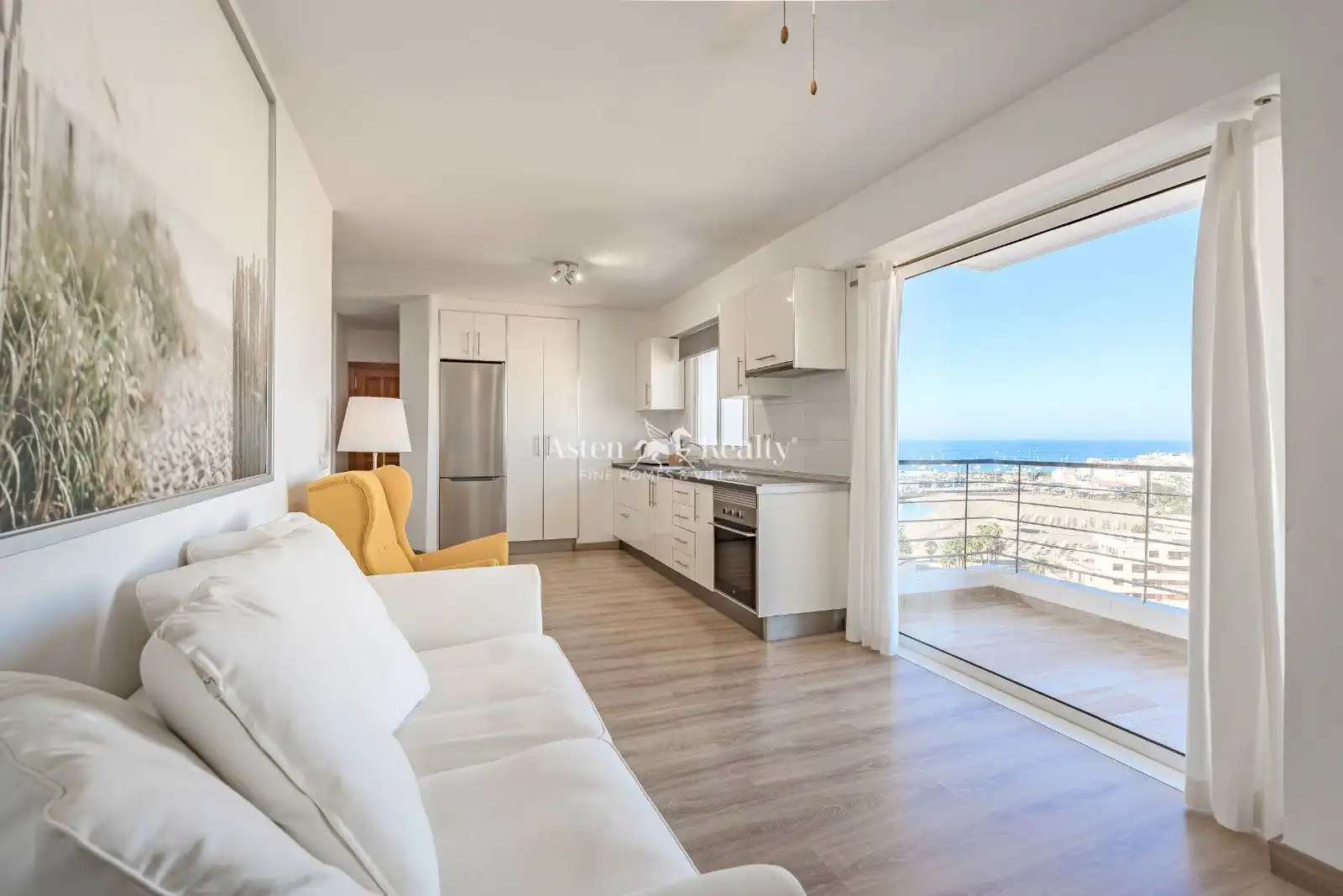 Sala d'estar de Apartament en venda en Arona amb Terrassa, Piscina i Moblat