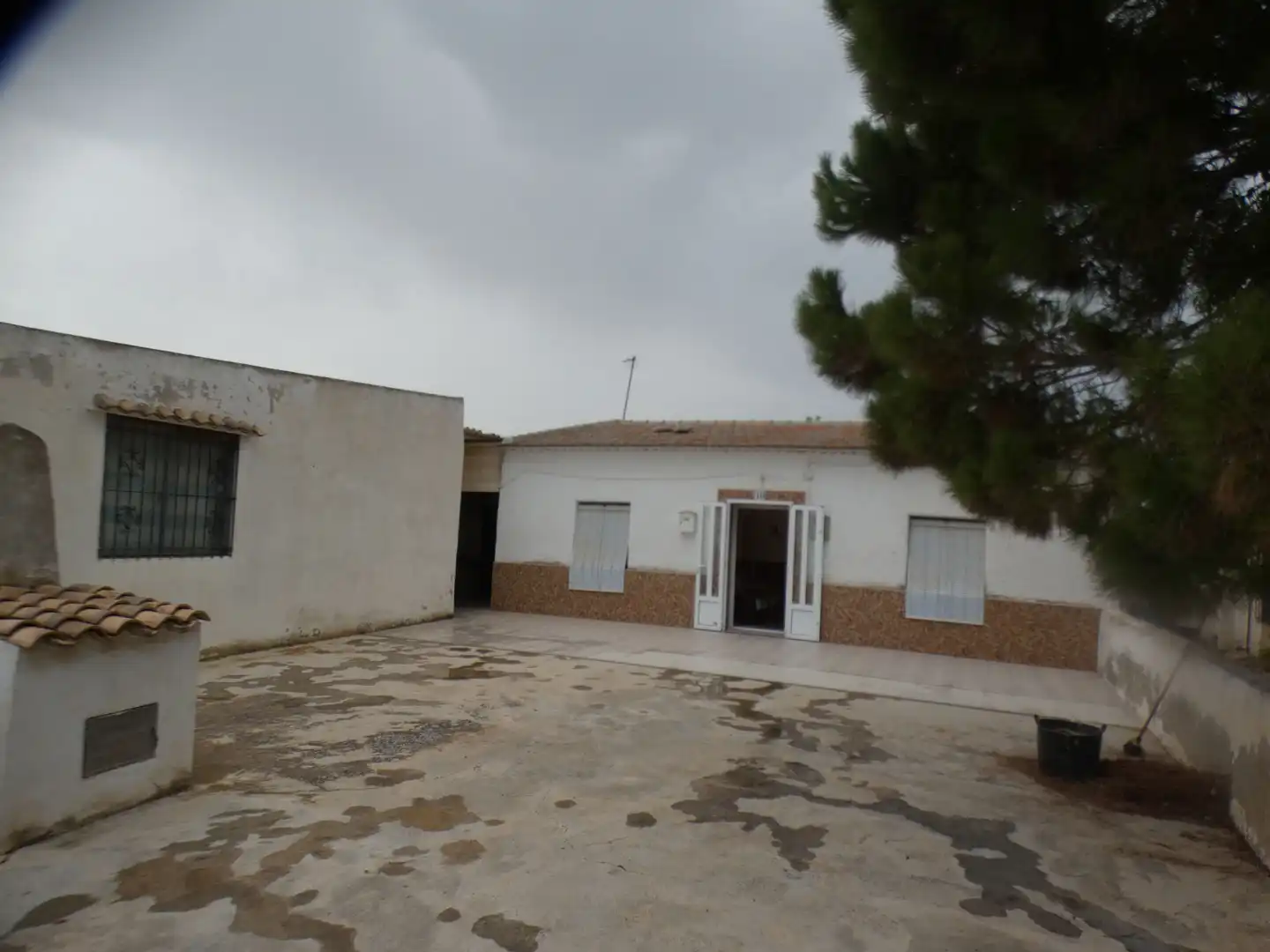Vista exterior de Casa o xalet en venda en San Javier amb Jardí privat i Moblat