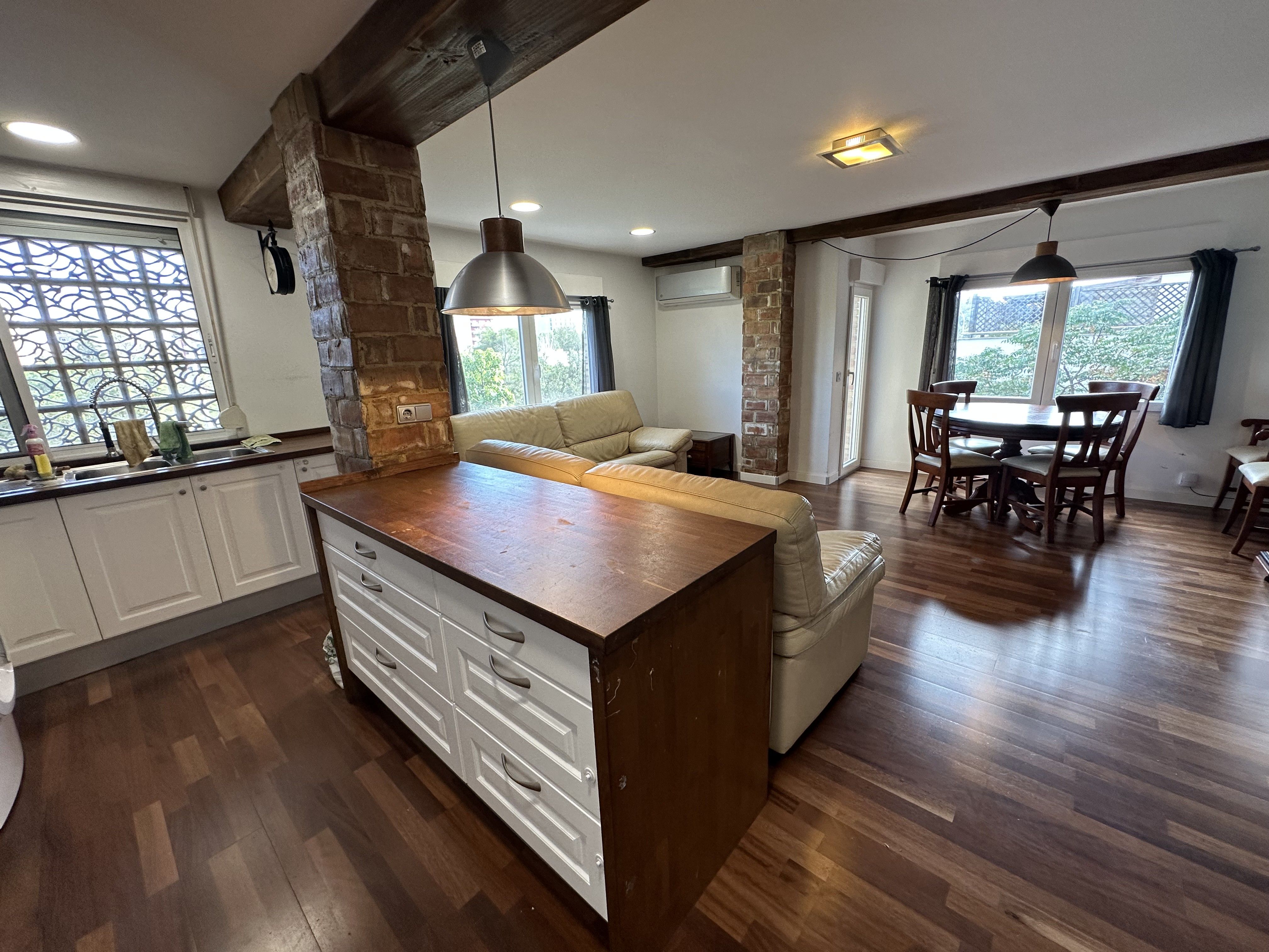 Kitchen of Apartment to rent in  Valencia Capital  with Air Conditioner, Heating and Parquet flooring