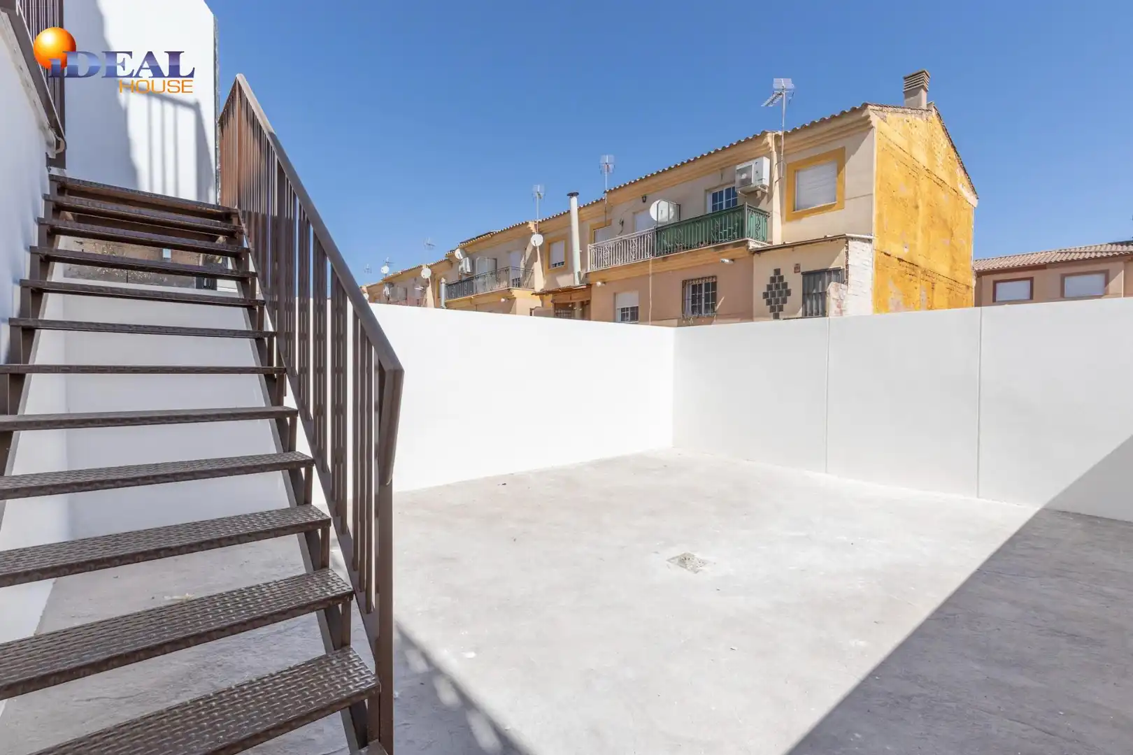 Terrace of Detached homes for sale in Cijuela  with Heating, Terrace and Balcony