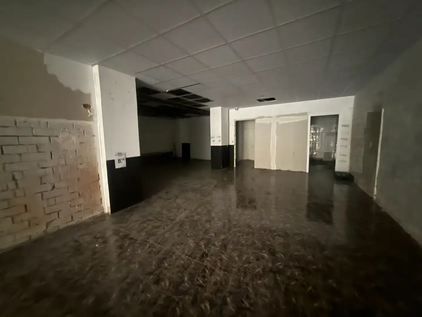 Local comercial en alquiler en Centre - Estació, imagen 8