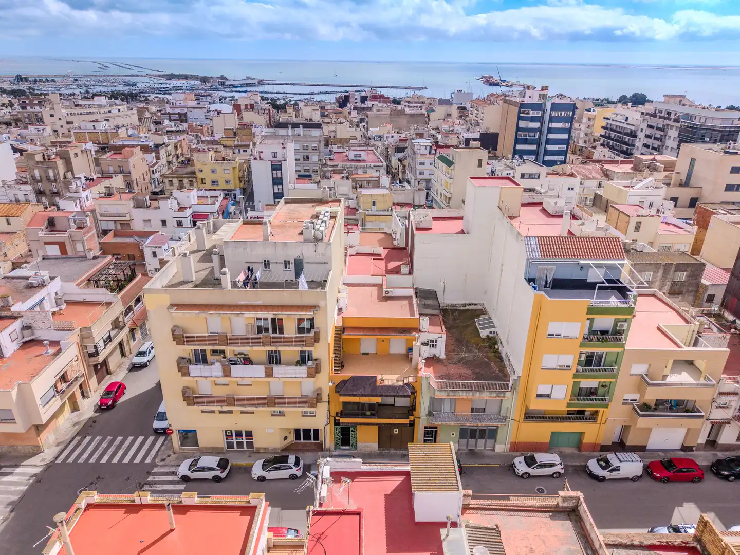 Vista exterior de Piso en venta en La Ràpita con Aire acondicionado, Calefacción y Terraza