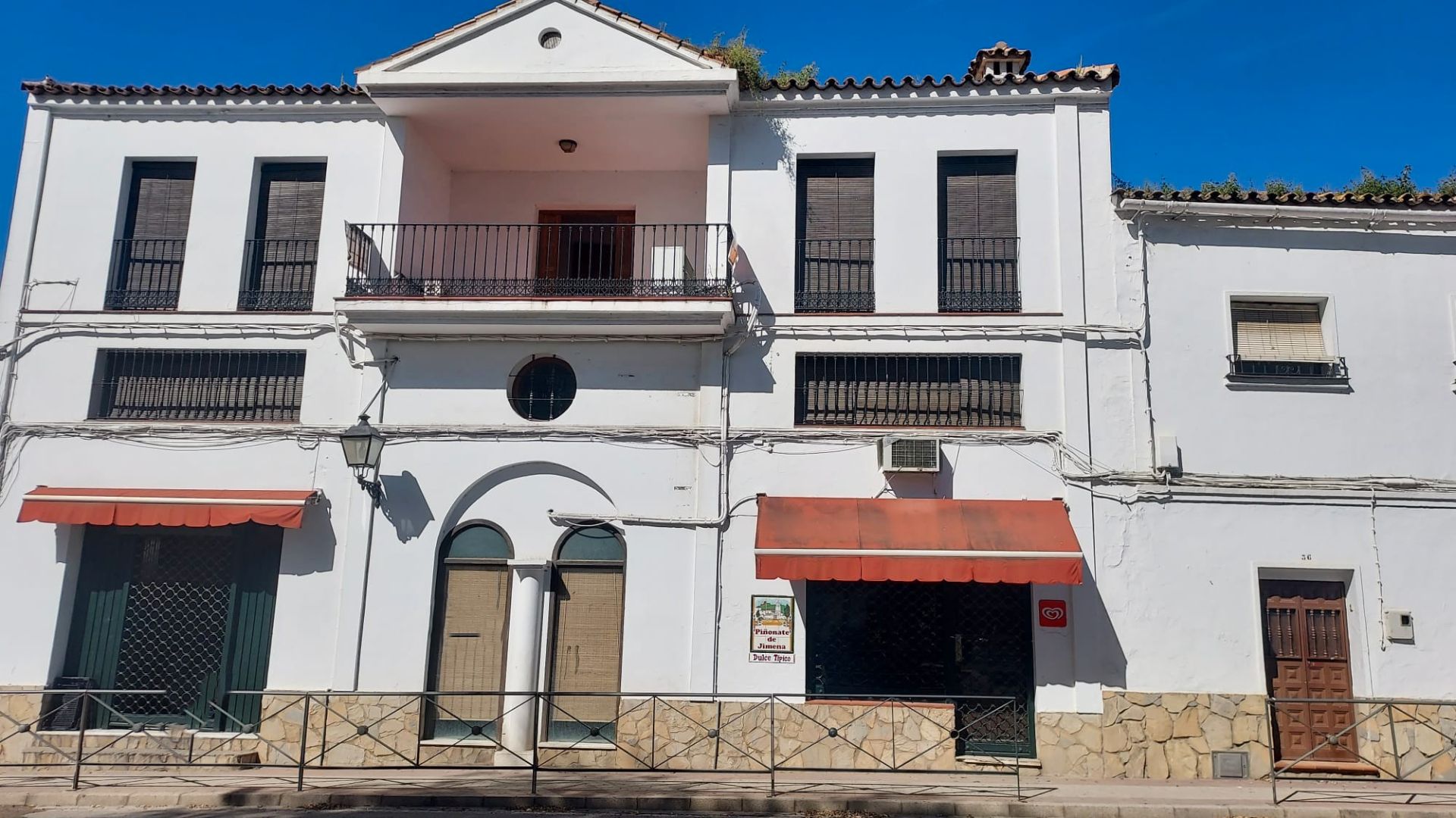 Exterior view of Building for sale in Jimena de la Frontera