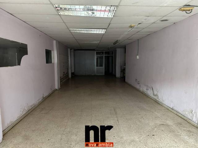Local comercial en Alquiler en Maragall en Ajuntament-Maragall