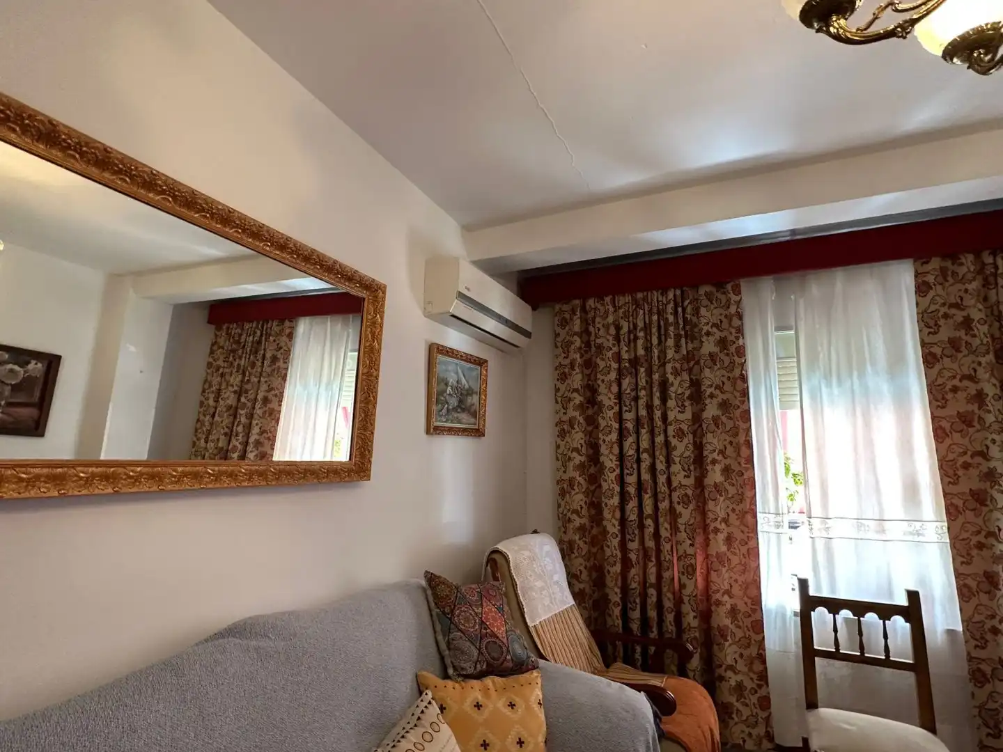 Sala d'estar de Pis en venda en Lora del Río amb Aire condicionat i Calefacció