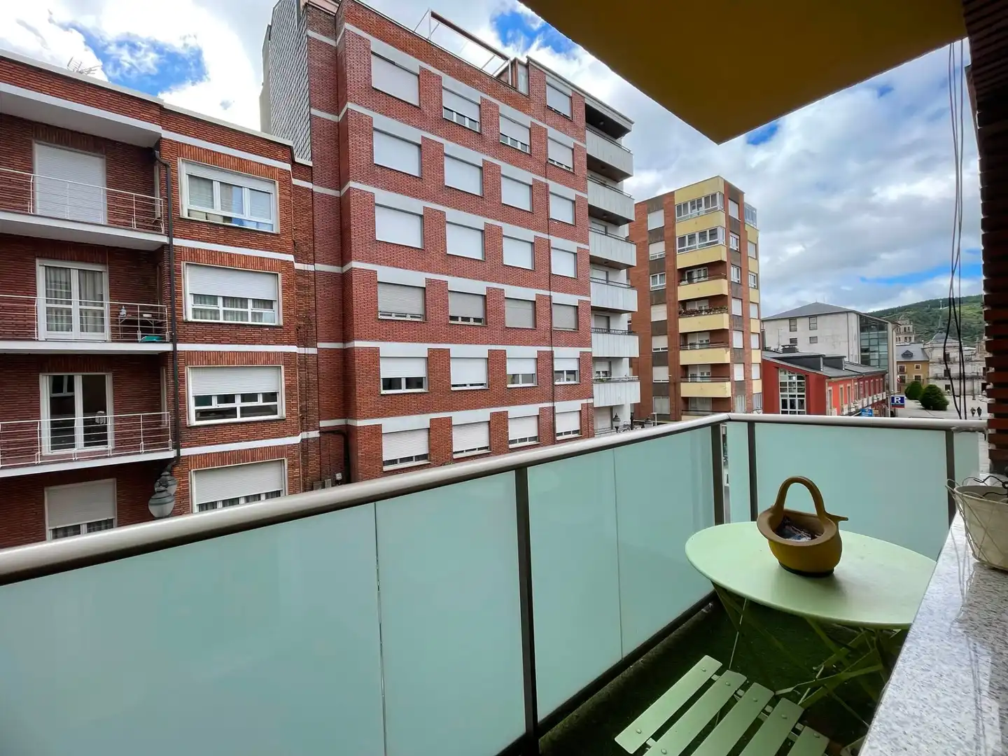 Terraza de Piso en venta en Ponferrada con Calefacción, Terraza y Trastero