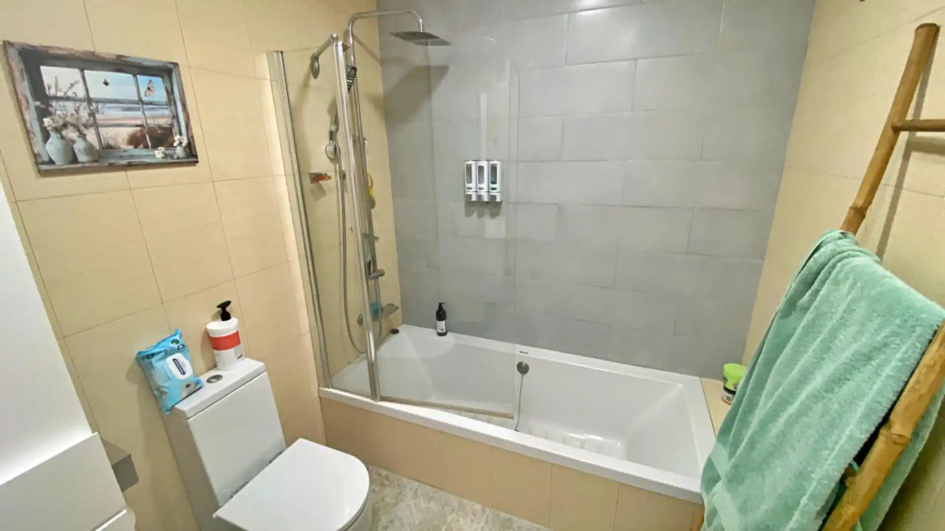 Baño de Piso en venta en Totana con Aire acondicionado, Parquet y Trastero
