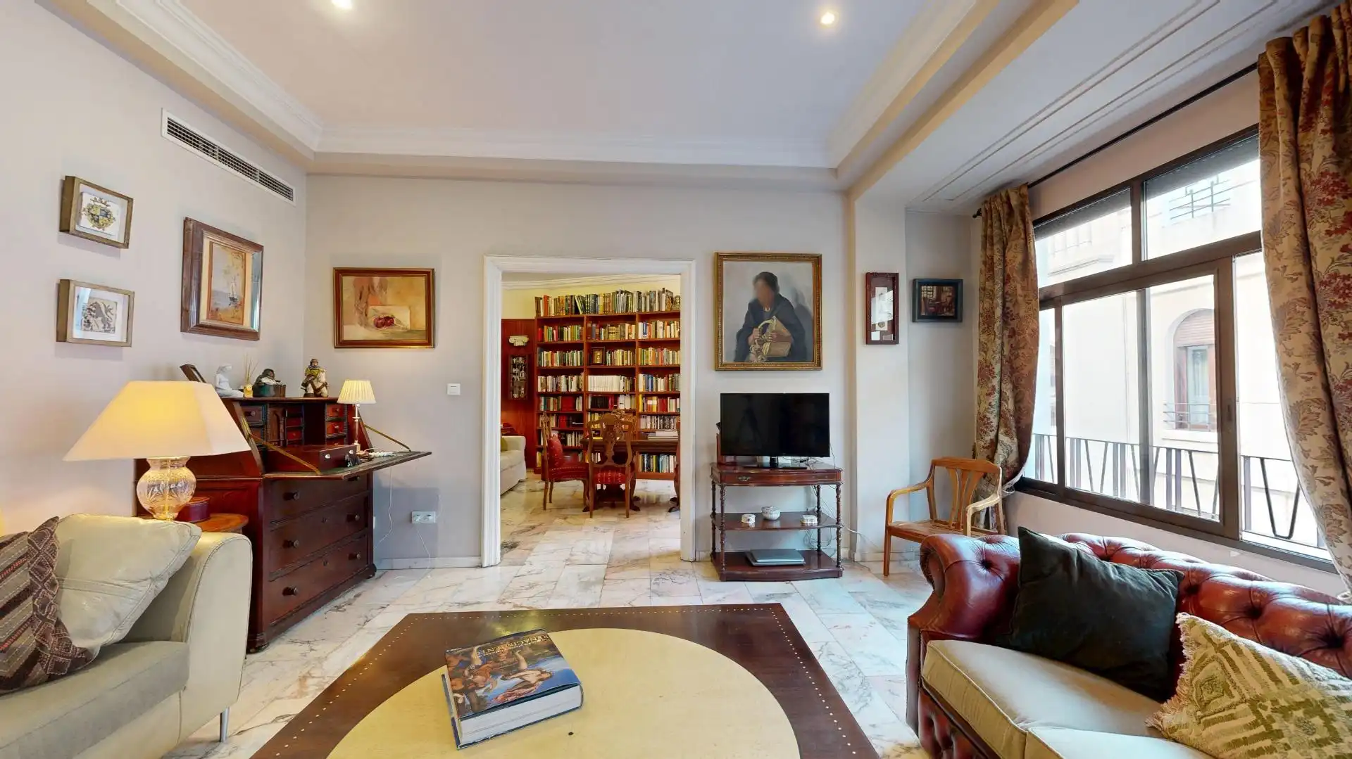 Sala d'estar de Casa o xalet en venda en Córdoba amb Aire condicionat, Calefacció i Terrassa