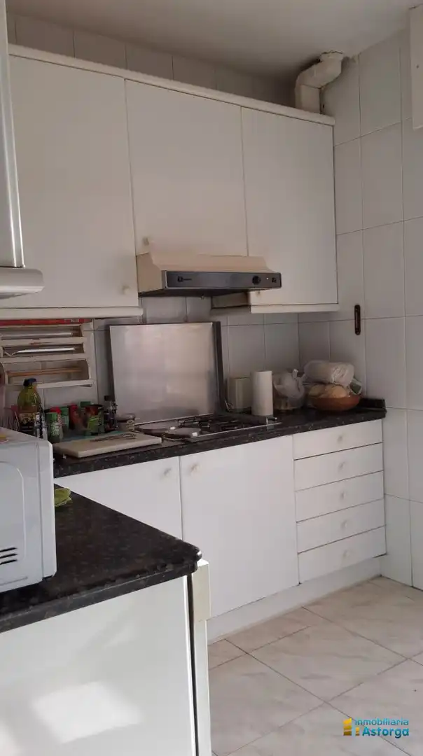 Cocina de Casa o chalet en venta en Astorga con Calefacción, Jardín privado y Parquet
