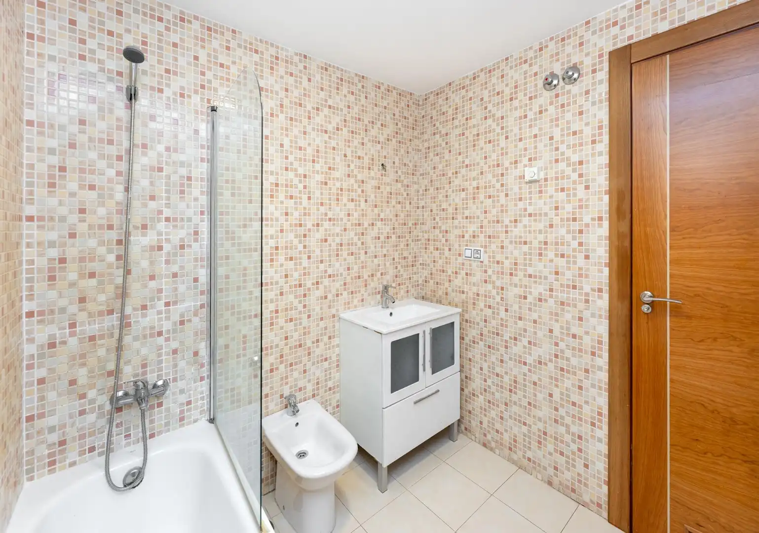 Baño de Piso en venta en Armilla