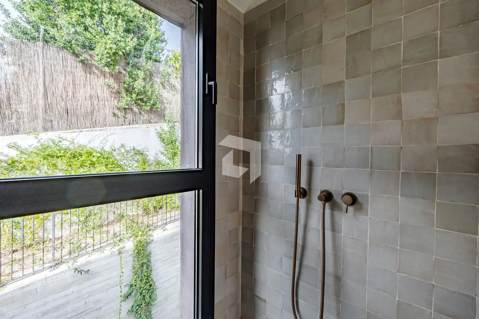 Baño de Casa o chalet de alquiler en Madrid con Aire acondicionado, Calefacción y Terraza
