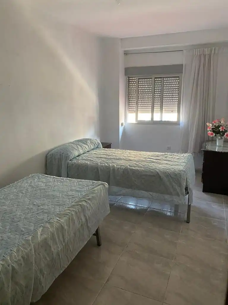 Schlafzimmer von Wohnung zum Verkauf in Villalba del Rey mit Möbliert