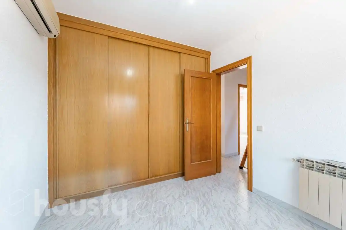 Casa amb piscina en venda a Avinguda de la Llum ., imagen 28