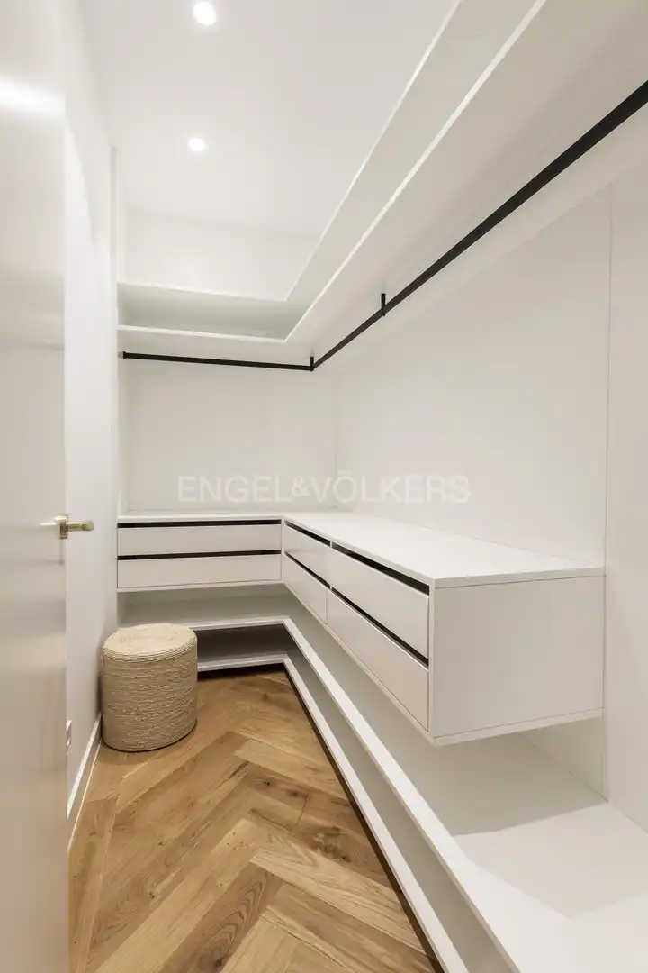 Schlafzimmer von Wohnung zum Verkauf in Madrid mit Klimaanlage, Heizung und Möbliert