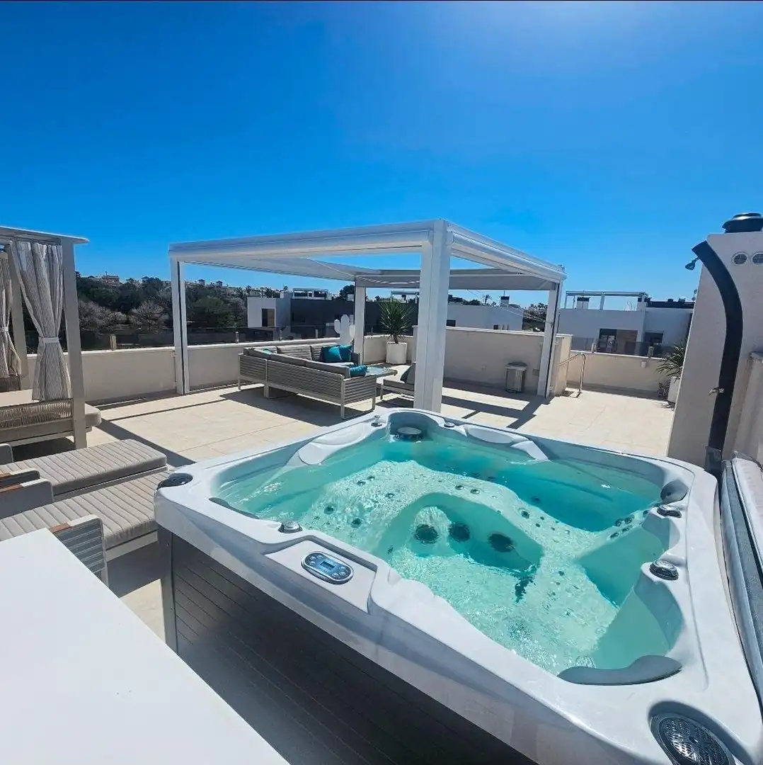 Terrassa de Àtic en venda en Orihuela amb Calefacció, Jardí privat i Piscina