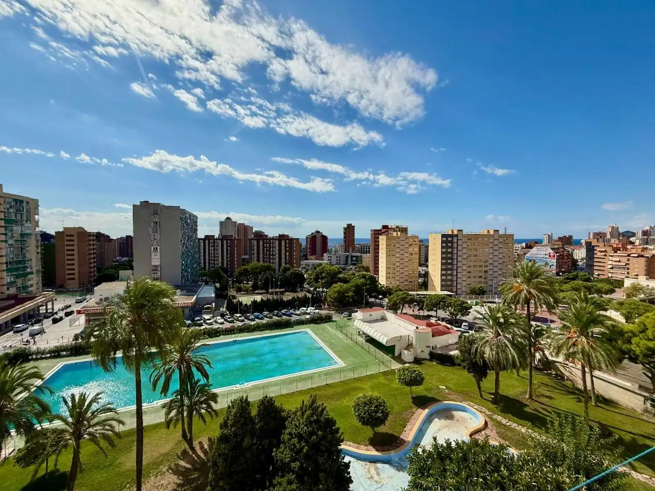 Dormitori de Estudi en venda en Benidorm amb Aire condicionat, Moblat i Piscina comunitària