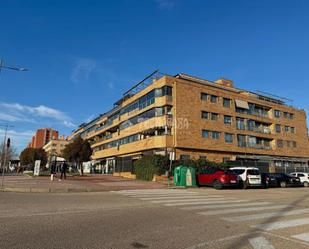 Exterior view of Flat for sale in Parla  with Air Conditioner, Terrace and Furnished