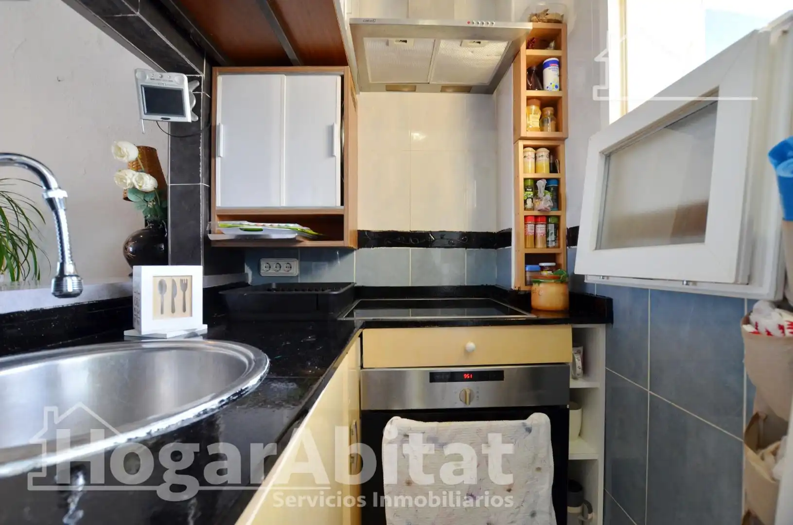 Kitchen of Flat for sale in Gandia  with Air Conditioner, Private garden and Community pool