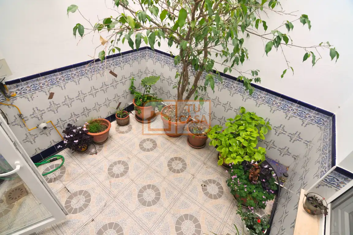 Reihenhaus mit Garten zum Verkauf in Calle Carlos Callejo, imagen 23