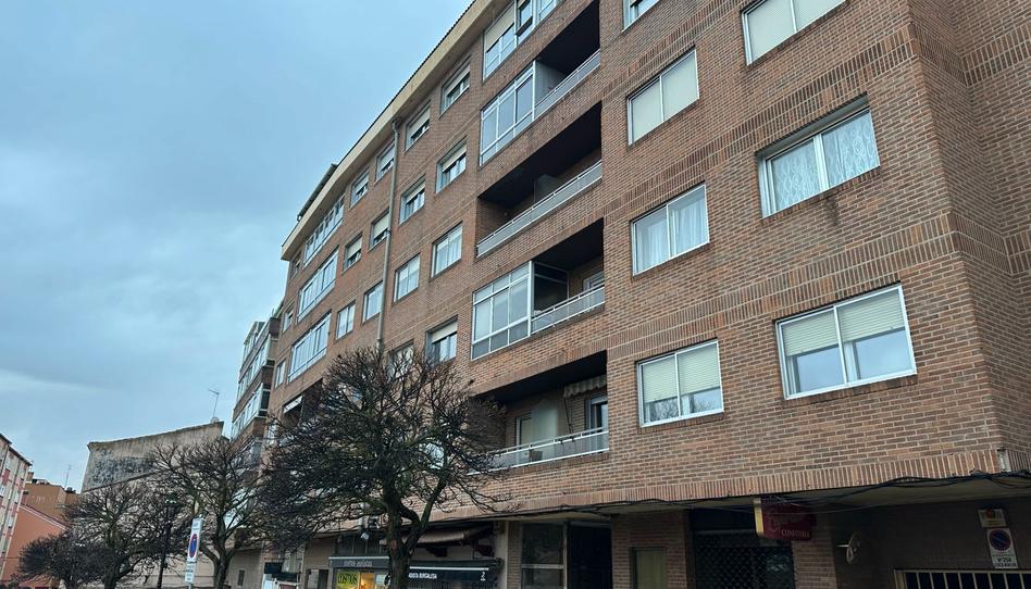 Foto 1 de Pis en venda a Calle Emperador, 38, San Pedro de la Fuente, Burgos