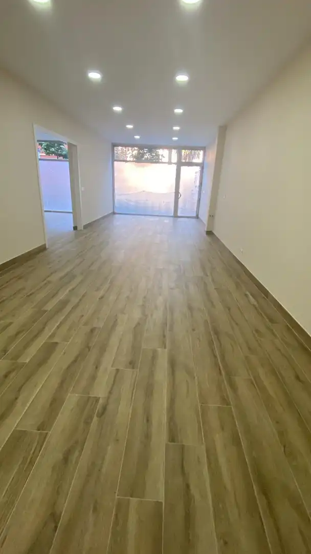 Sala d'estar de Local de lloguer en Deusto