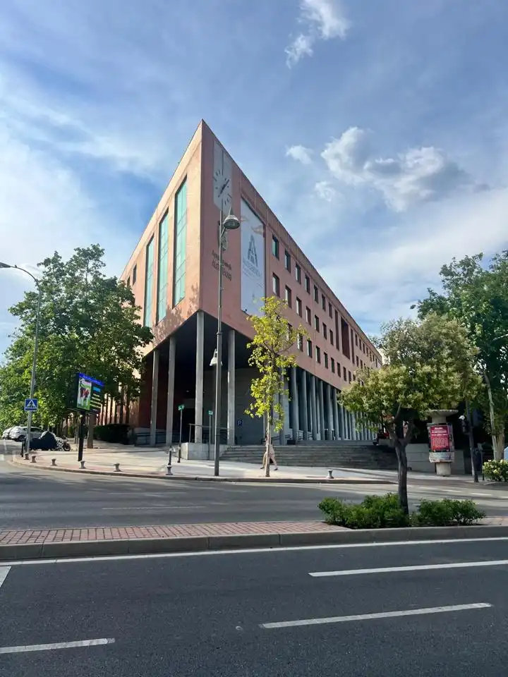 Vista exterior de Pis en venda en Alcobendas amb Aire condicionat, Calefacció i Terrassa