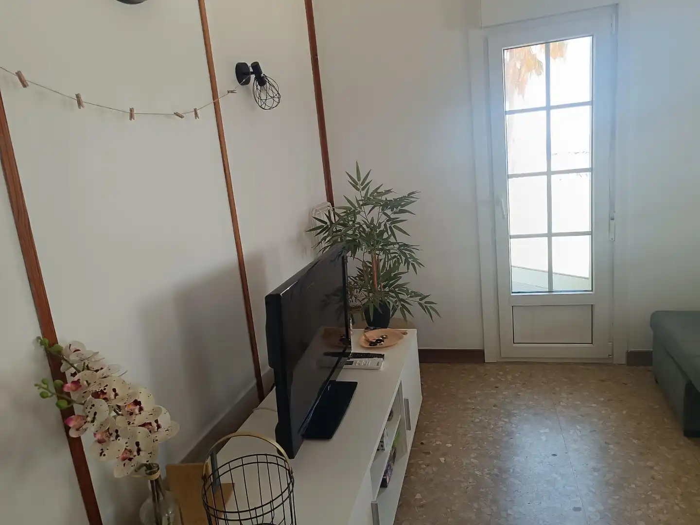 Living room of Apartments for rent in Almería  with Heating, Terrace and Furnished