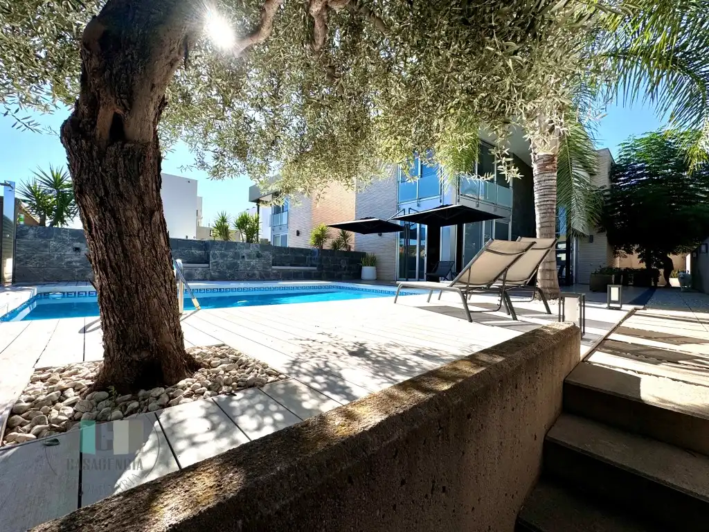 Houses for rent in Calle Violant De Casalduch, Torreón - La Almadraba