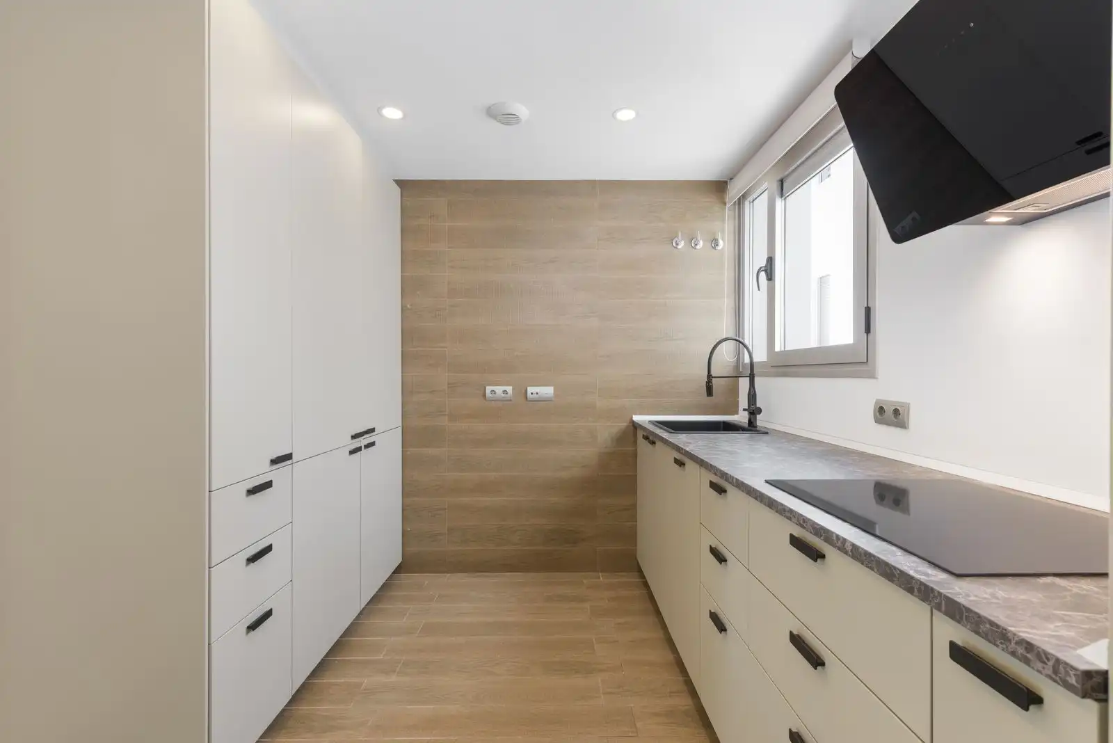 Piso con piscina en venta en Calle Castilla s/n, imagen 5