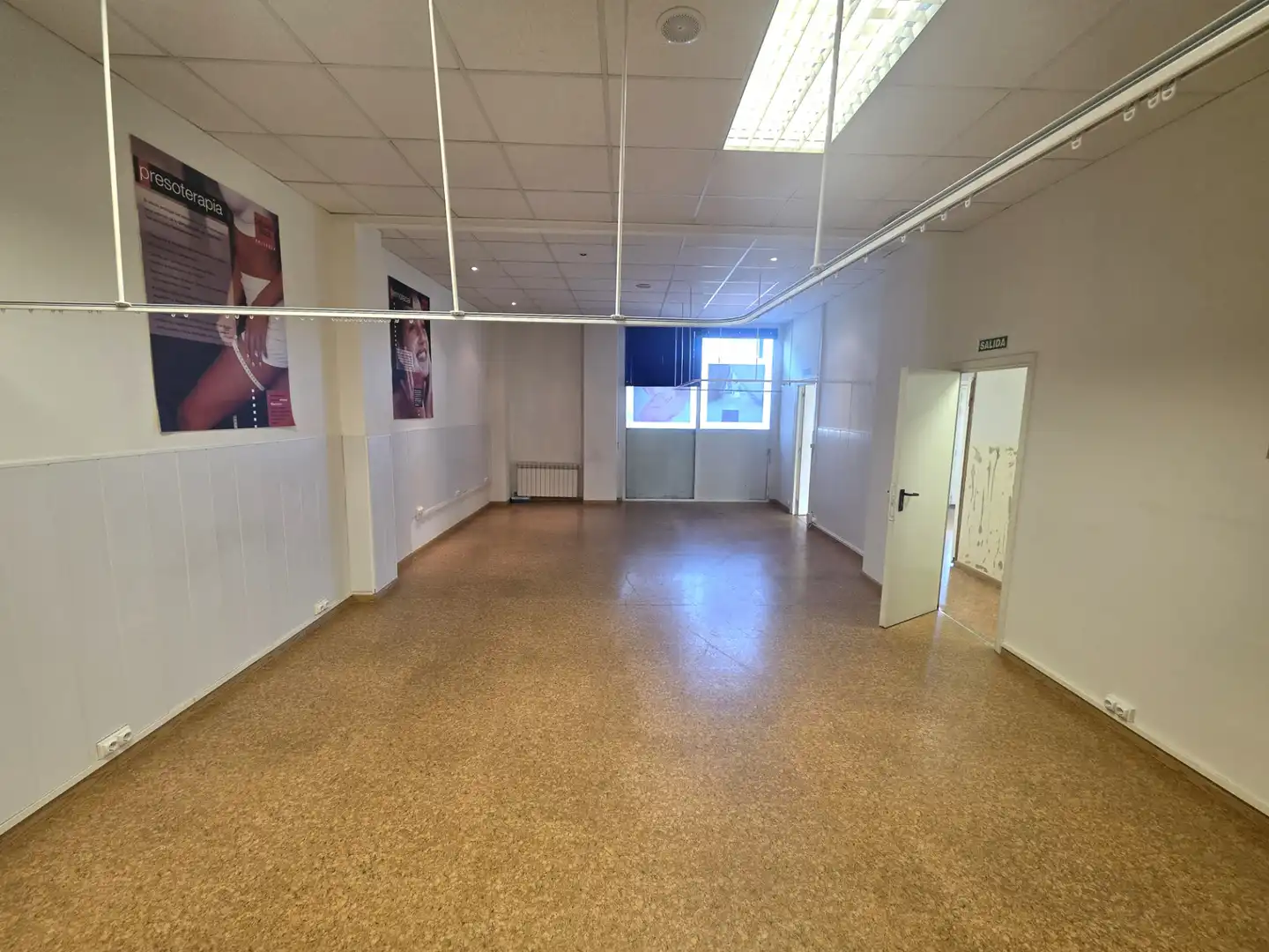 Local comercial en alquiler en Rúa Ramón Cabanillas, imagen 9