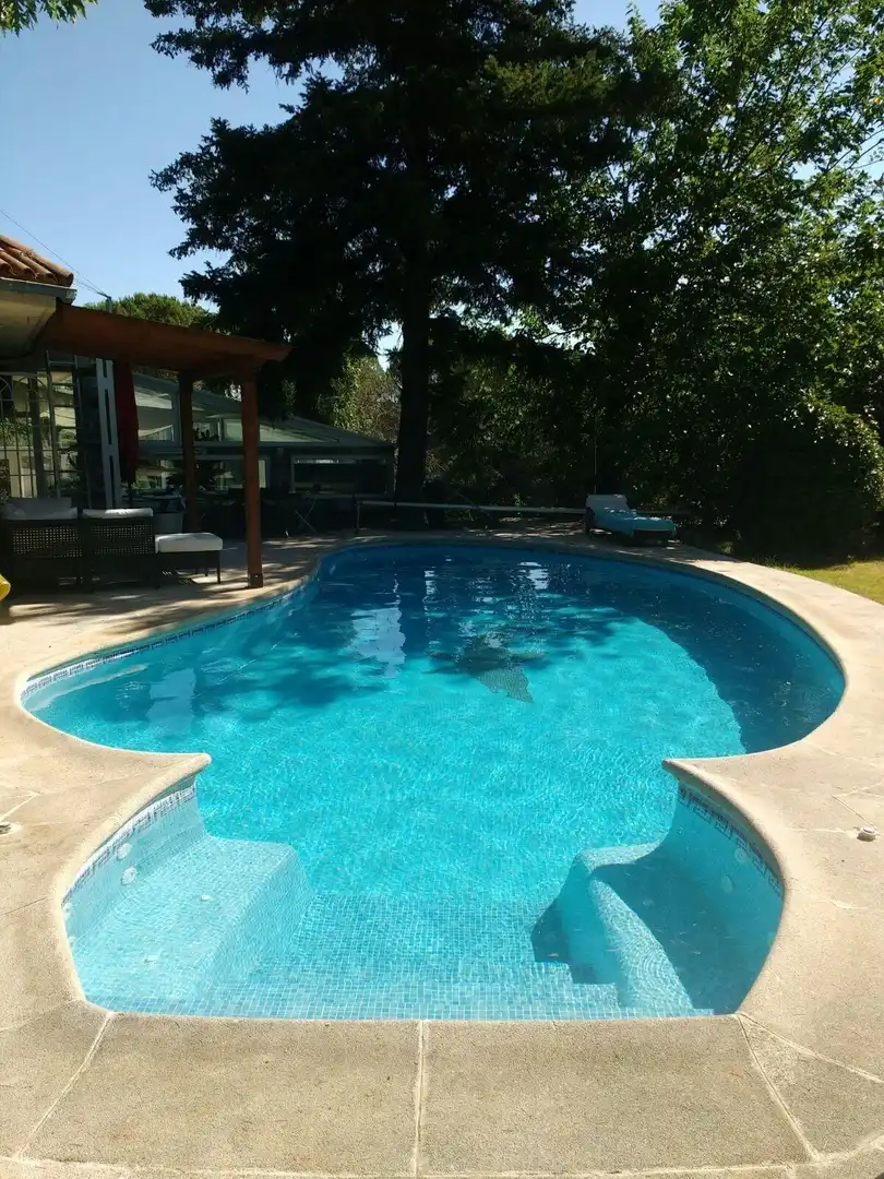 Swimming pool of Houses for sale in Villanueva de la Cañada  with Air Conditioner, Private garden and Terrace