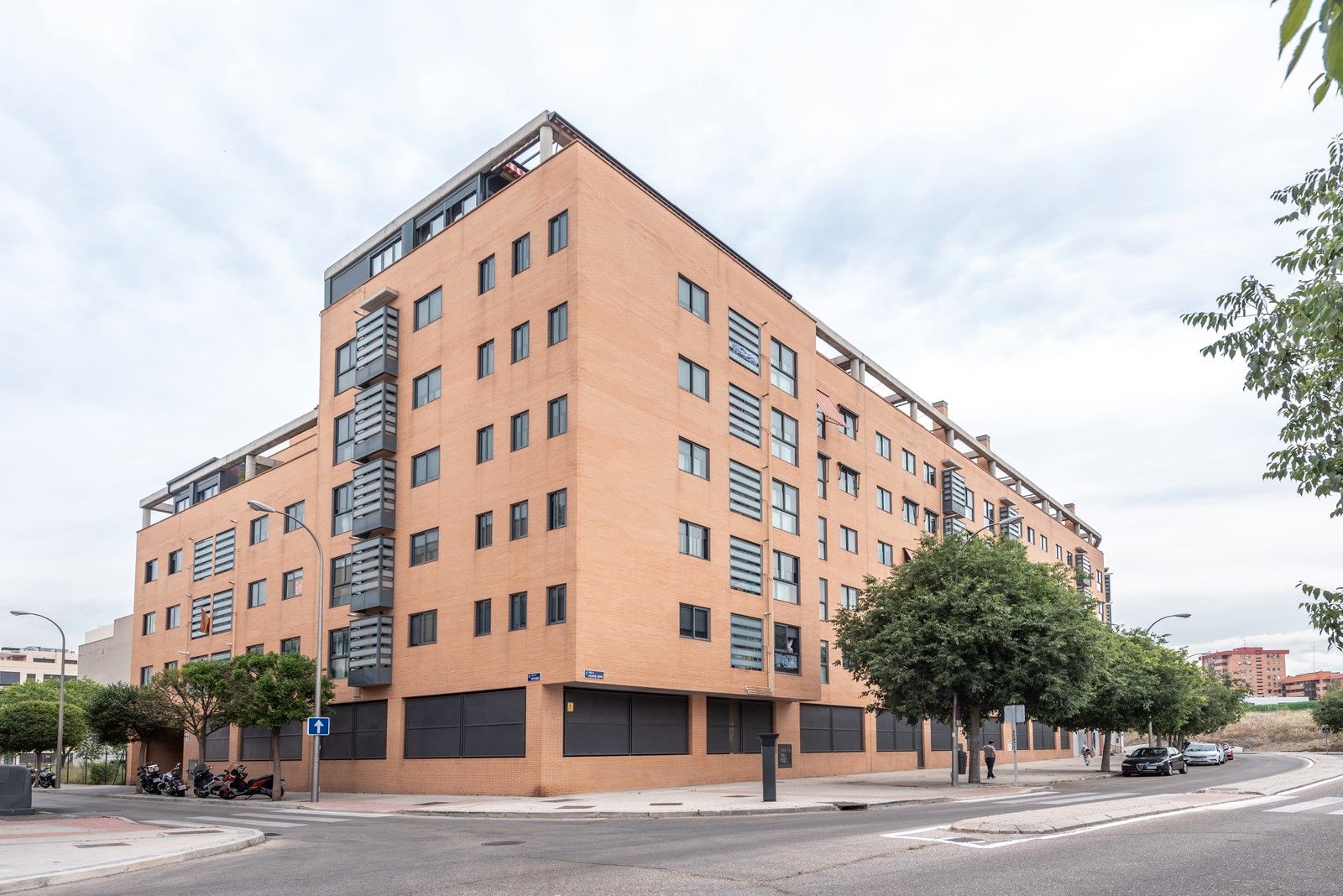 Vista exterior de Piso de alquiler en  Madrid Capital con Parquet
