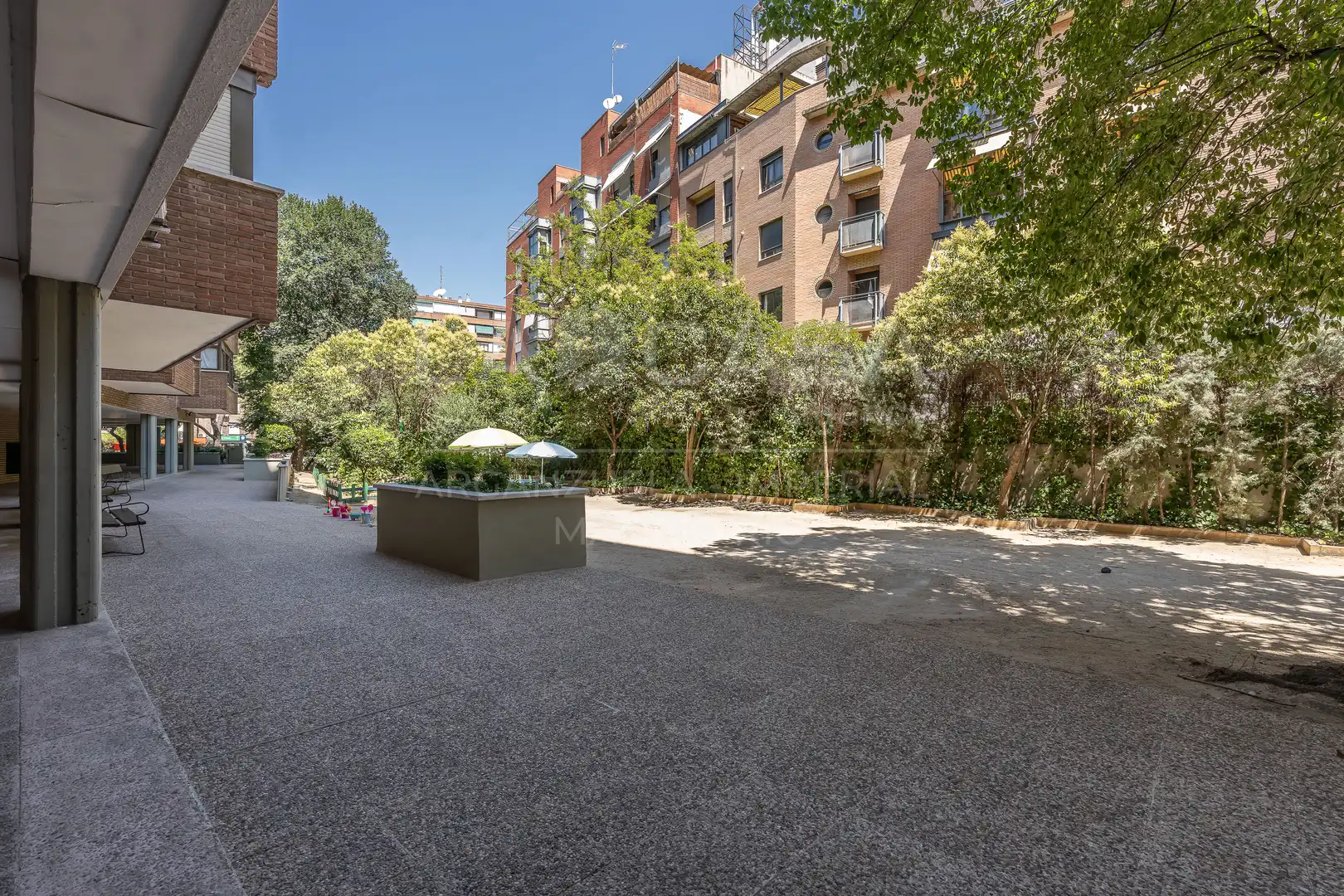 Terrassa de Pis en venda en Madrid amb Calefacció, Terrassa i Traster
