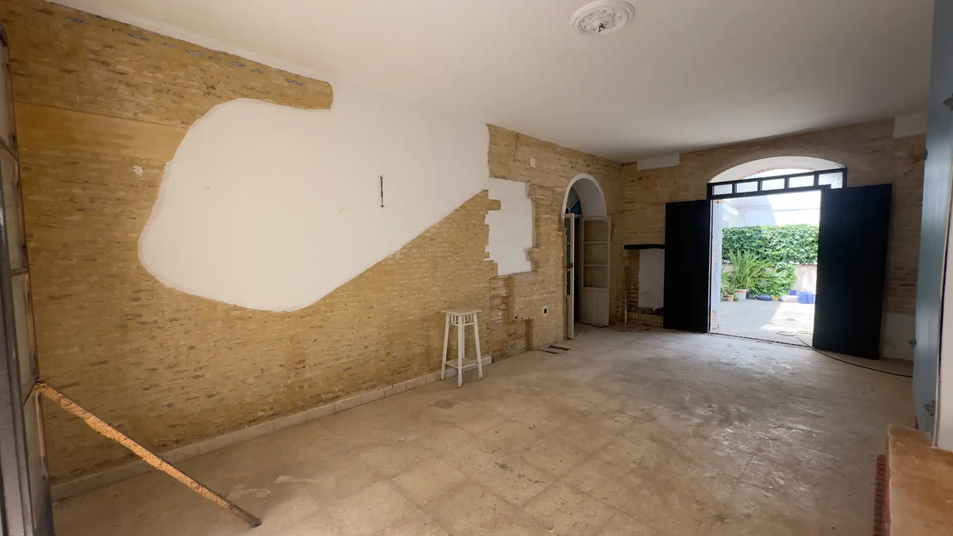 Casa o xalet en venda en Umbrete amb Terrassa, Traster i Piscina