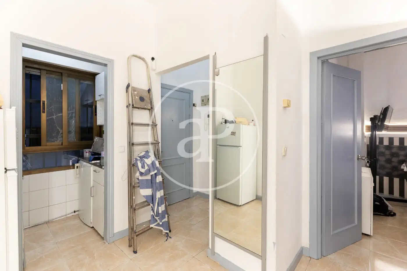 Flat for sale in Madrid  with Heating