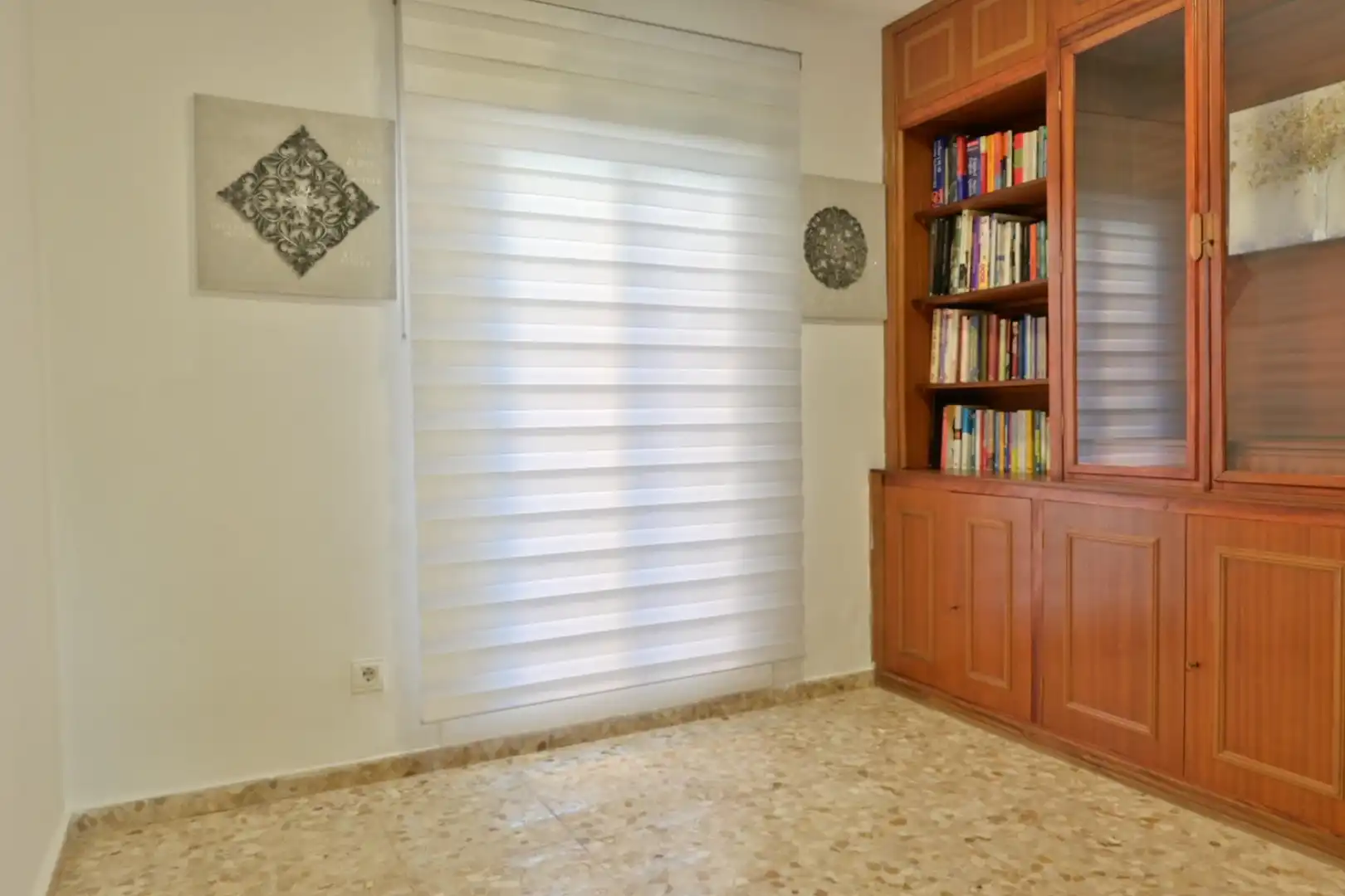 Sala d'estar de Casa adosada en venda en Sevilla amb Aire condicionat, Terrassa i Traster