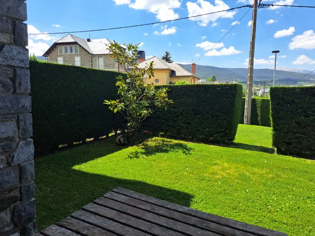 Garten von Haus oder Chalet zur Miete in Osséja mit Heizung, Privatgarten und Möbliert
