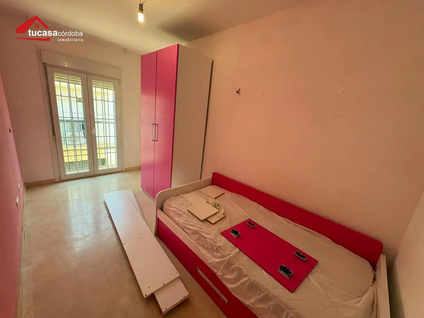 Dormitori de Casa o xalet en venda en Córdoba amb Aire condicionat, Calefacció i Terrassa