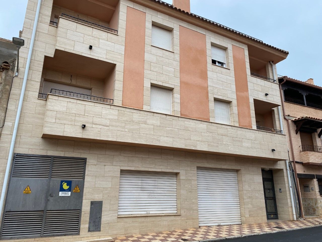 Local en venta en REAL ARRIBA, Los Yébenes