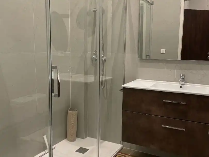 Baño de Piso de alquiler en Centro  