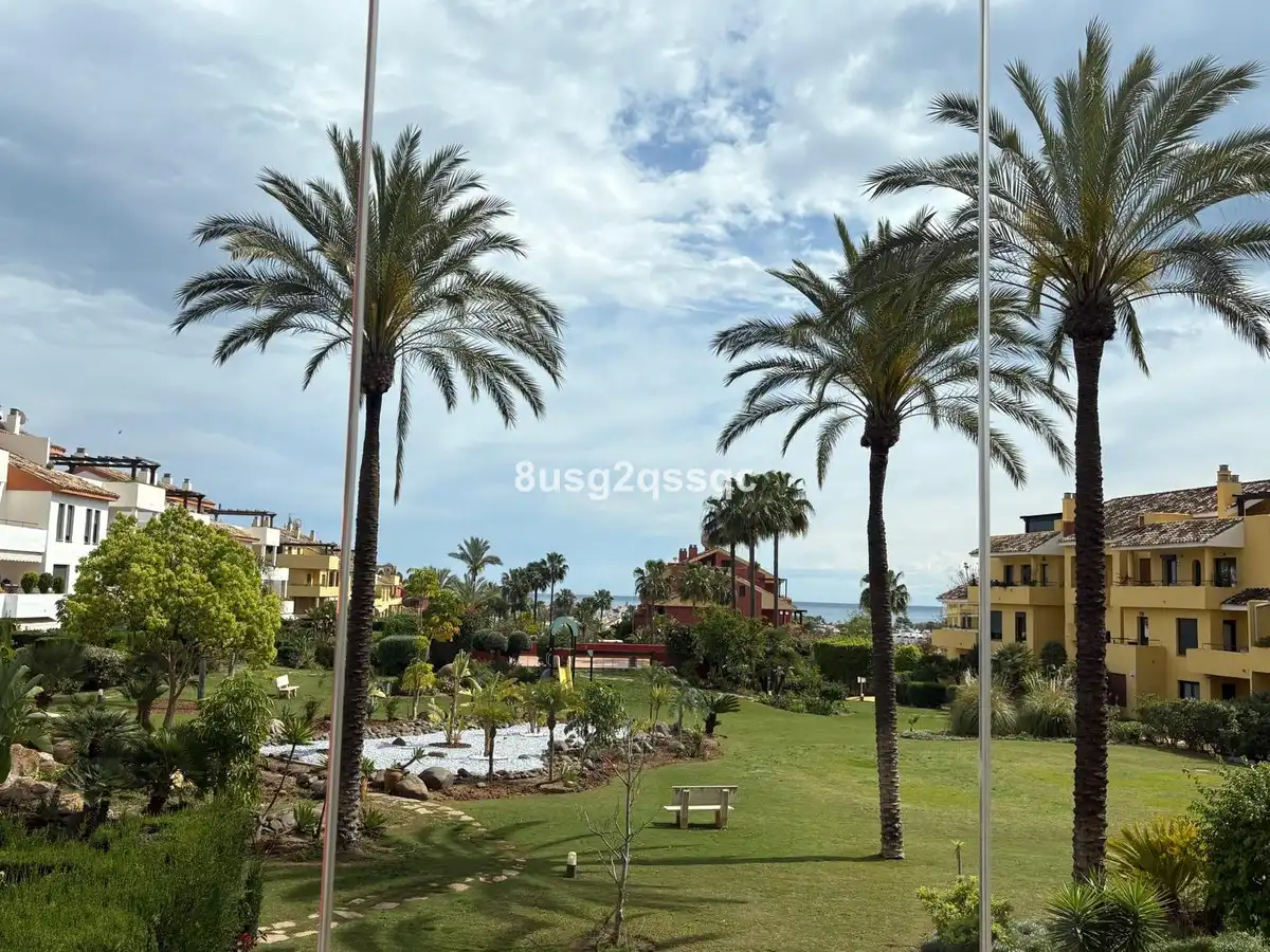 Garden of Flat for sale in Estepona  with Air Conditioner, Furnished and TV