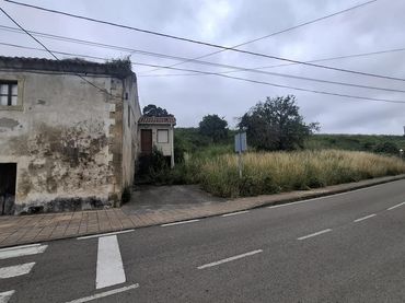 Casa bifamiliare con balcone in vendita a Bareyo pueblo