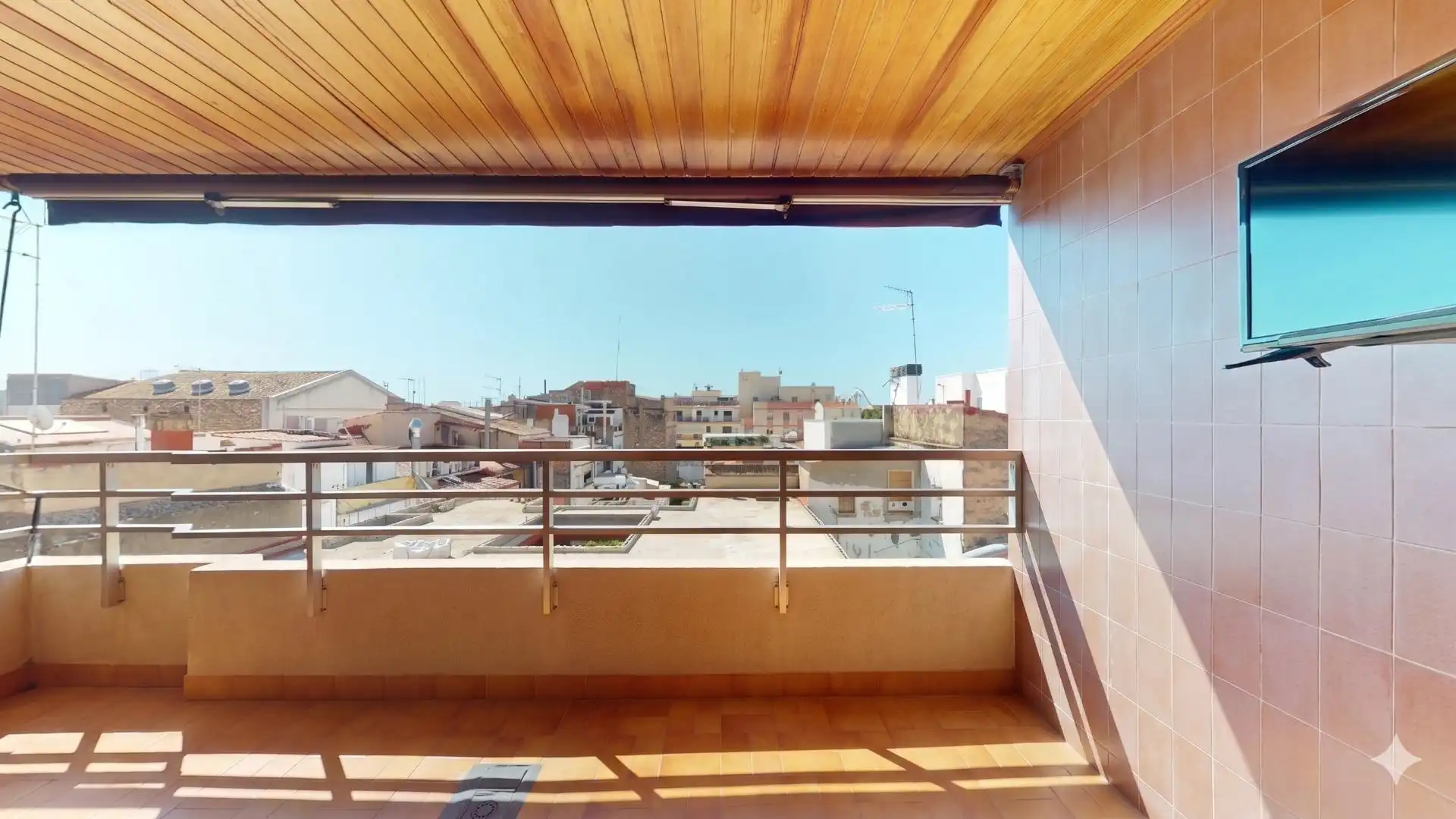 Terrassa de Pis en venda en Vilanova i la Geltrú amb Aire condicionat, Calefacció i Terrassa