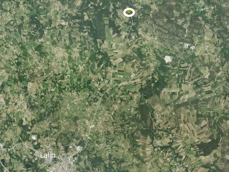 Terreny rústic en venda a Lalín